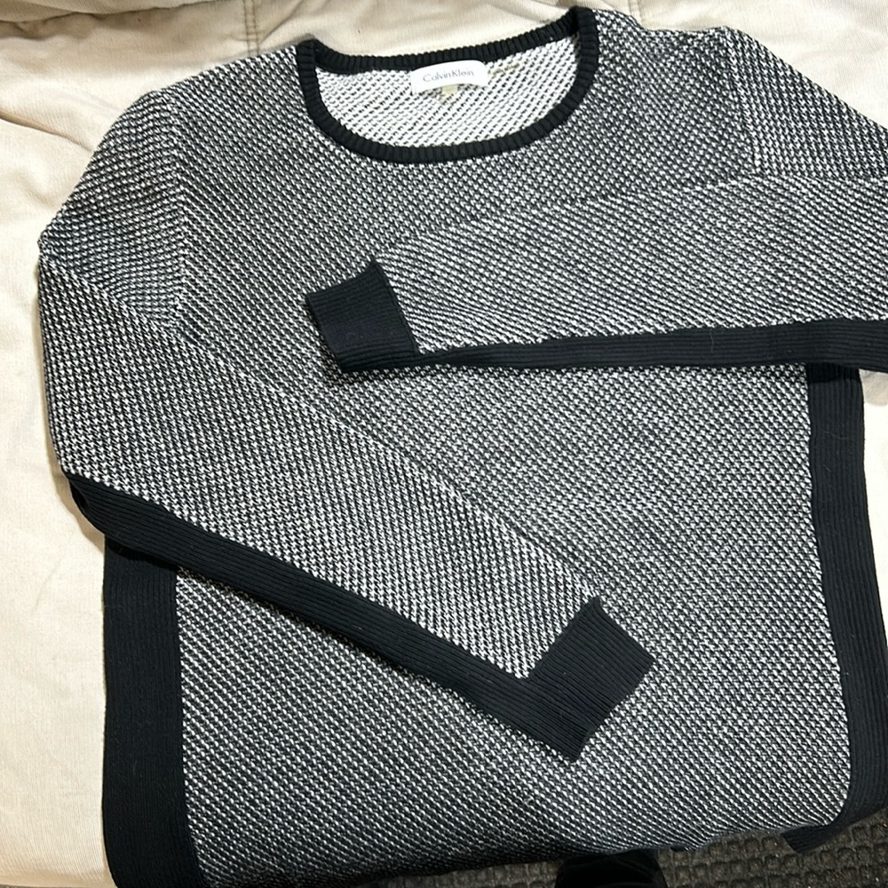 Calvin Klein Sweater